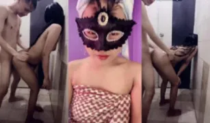 Bokep Indo Basah-Basahan dengan Istri Binal Gak Kenal Lelah Quennsyla